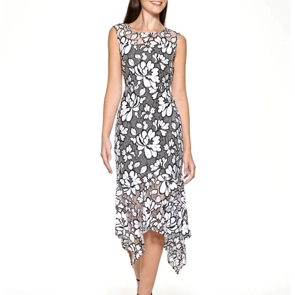 Kensie Dresses & Skirts - NWT KENSIE | Floral Lace Cocktail Dress